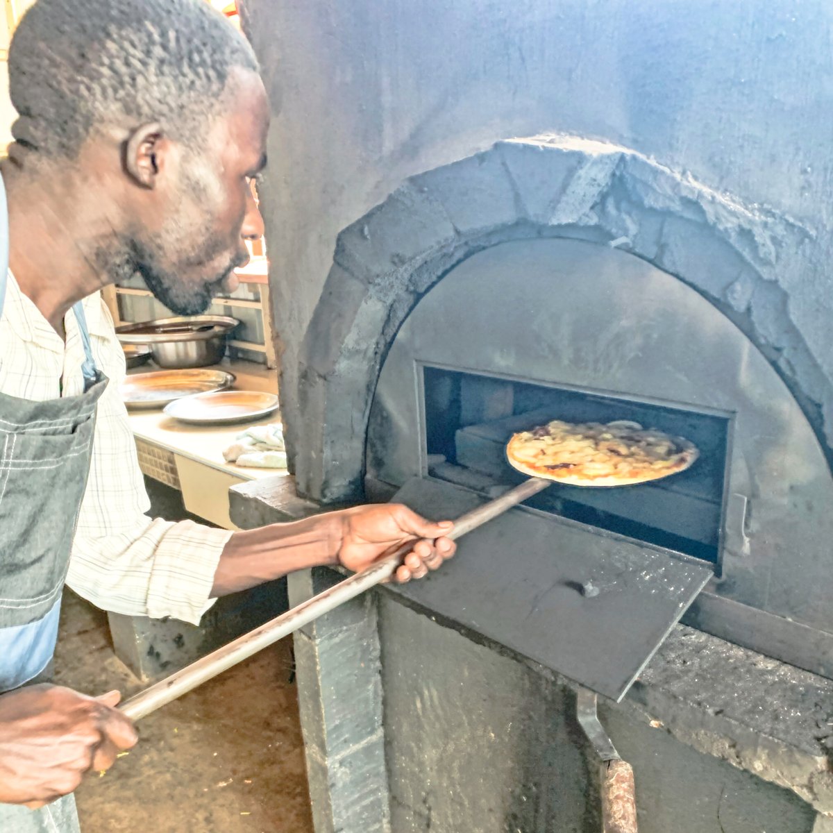 DID YOU KNOW 100% of the profits from the #cafe go to the operations and expansion of Elephante Commons.

Our #pizza is the local favorite, but if you're from out of town, you can't leave without trying the #Acholi Sample Platter, overflowing with our #favorite local dishes.