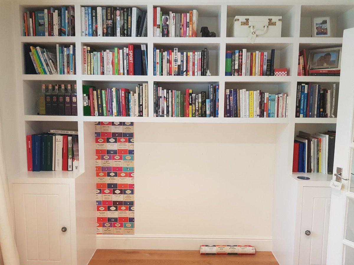 ah_decorating's tweet photo. Little alcove papered this morning, every little helps 😀 https://t.co/poPC0fuvUA