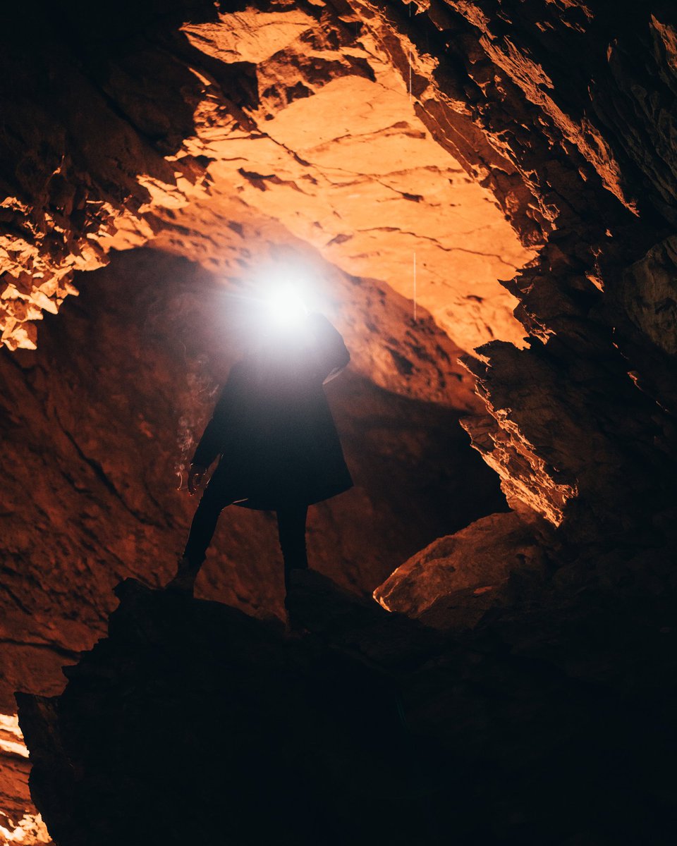hugo_cmt's tweet photo. Petite sortie du samedi avec @_rxspawn et d'autres photographes bien talentueux 😈
Plutôt content du résultat :D 
.
#frenchvisuals #photographie #photo https://t.co/FeLfkQZwsD
