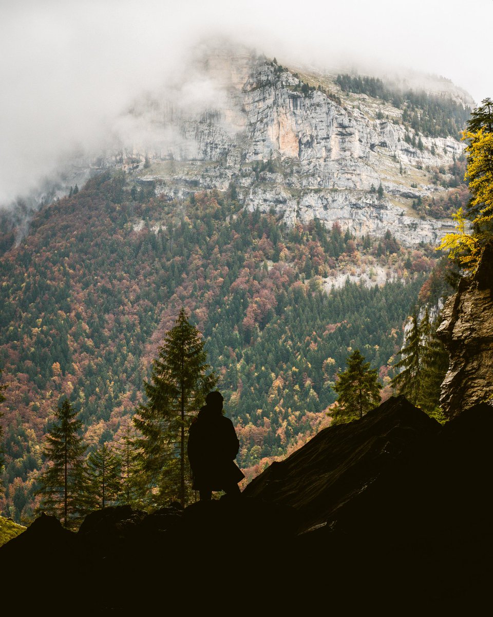 hugo_cmt's tweet photo. Petite sortie du samedi avec @_rxspawn et d'autres photographes bien talentueux 😈
Plutôt content du résultat :D 
.
#frenchvisuals #photographie #photo https://t.co/FeLfkQZwsD