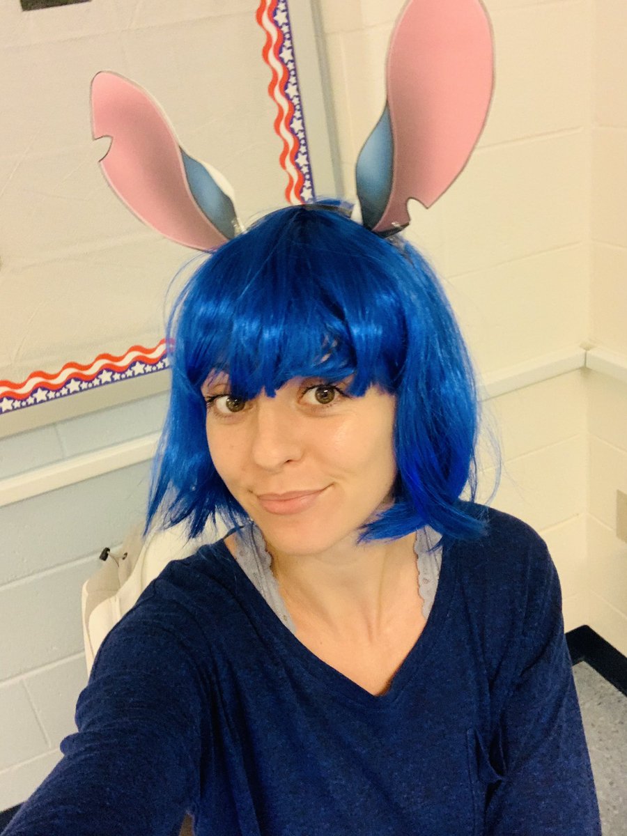 “Ohana means family” #liloandstitch #hoco2020 #costumeday <a href="/colganhs/">Colgan High School</a> <a href="/colgan_sca/">Colgan SCA</a> <a href="/CCHSClass2022/">Colgan Class of 2022🦈</a> #gosharks