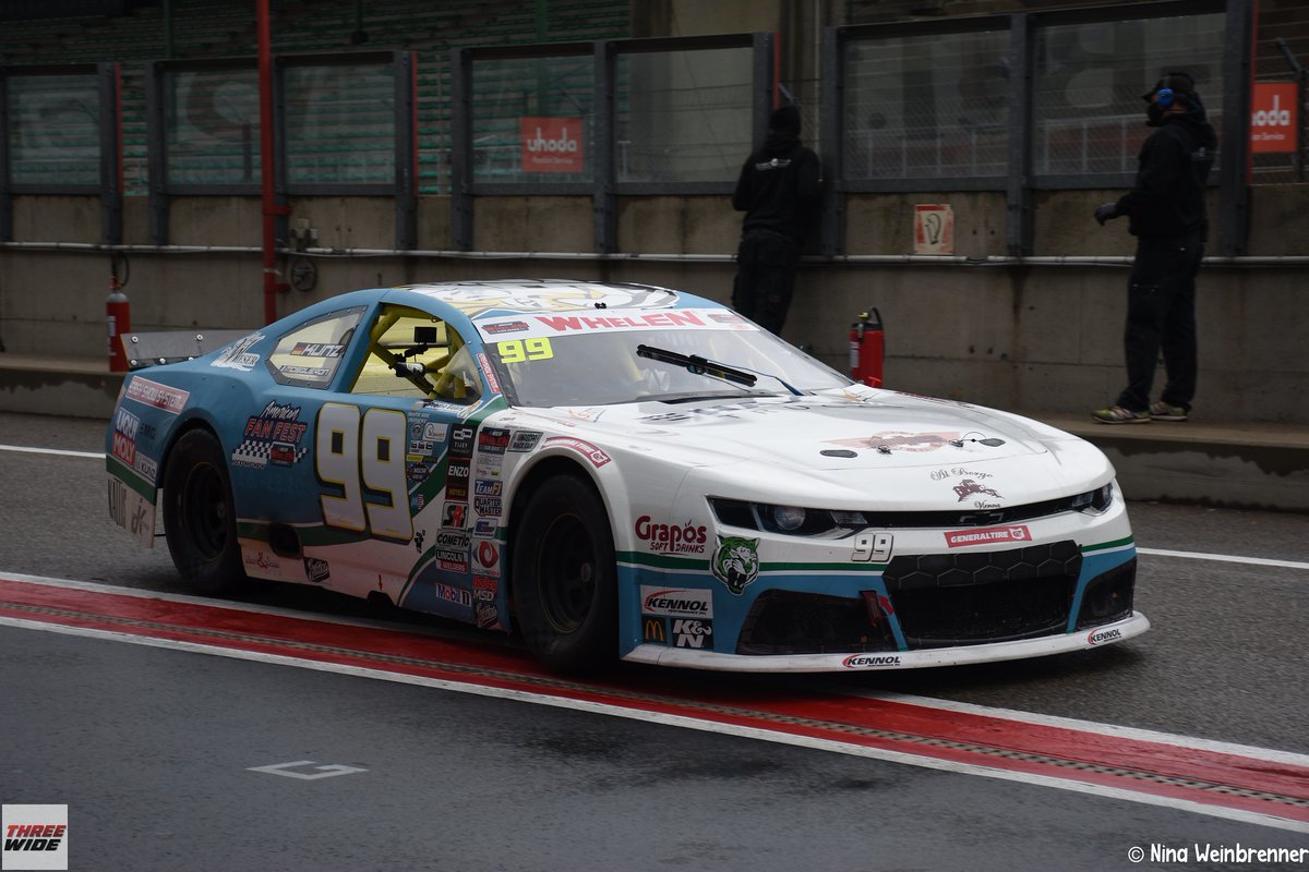 df1_racing's tweet photo. 62 EuroNASCAR races under his belt, the first German to drive a NASCAR Truck race in Mosport and currently fifth in the @EuroNASCAR PRO Junior Trophy standings: Our DF1 Tiger from Germany, @_justinkunz! 
#DF1Racing #EuroNASCAR #NASCAR Photo: Nina Weinbrenner https://t.co/oZ17H1lZkz