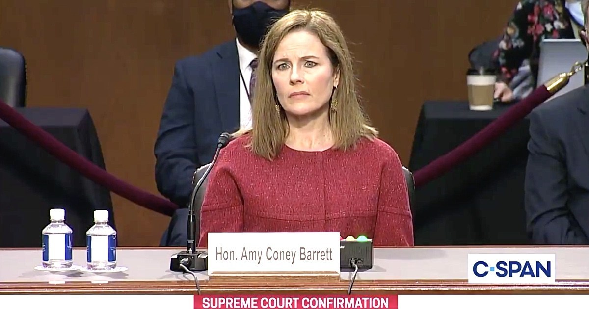 Amy Coney Barrett Served as Trustee at Anti-LGBTQ School That Barred Gay Teachers, Kids of Same-Sex Parents tlrd.us/2TeUziI