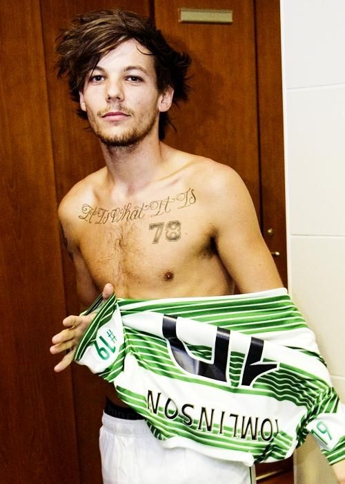 Pictures of louis that own me; an embarrassing long thread