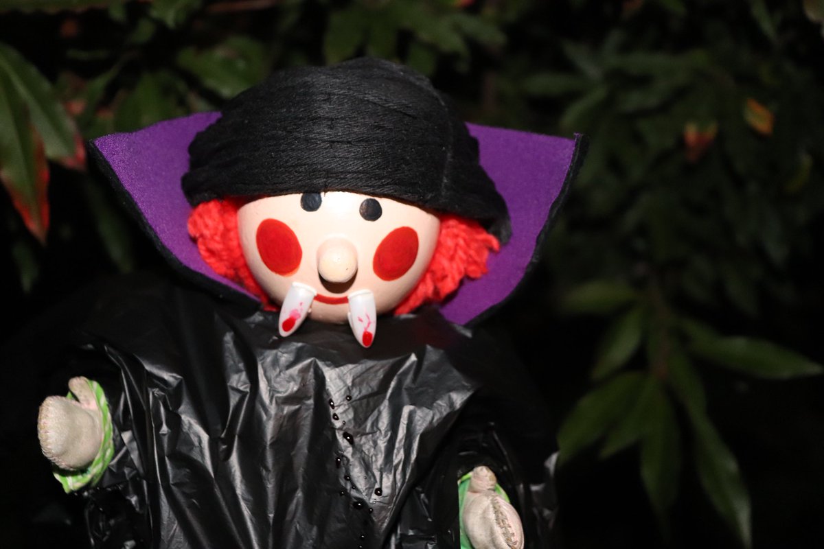 boscosbox's tweet photo. I’m a Vampire
Very scary https://t.co/ZvZ86jgOoI