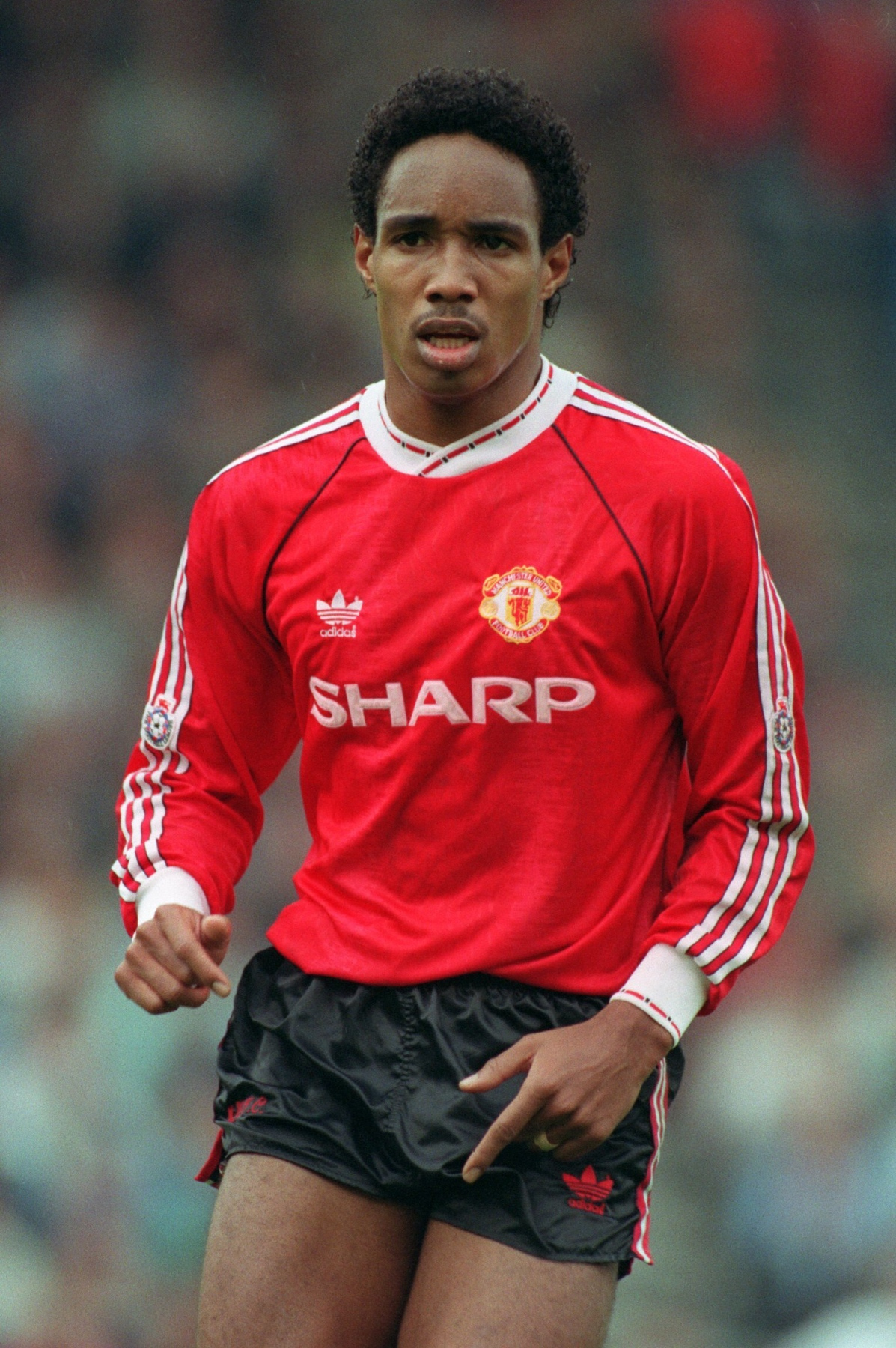 Happy Birthday to former Manchester United winger, Paul Ince. What a kit. 
