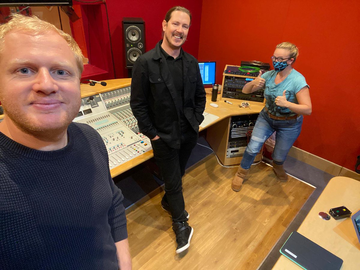 And that's a wrap! Thanks for hosting us so safely <a href="/soundhouse_ltd/">Soundhouse Studios</a> 

Now... we edit! 🎙🎚🎧

#audiodrama #multicast #recordingstudio