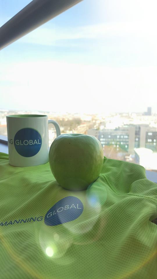 ManningGlobal's tweet photo. Happy #AppleDay everybody! 🍏🍏🍏

#Apples #GrannySmith #PinkLady #GoldenDelicious  #WednesdayWisdom #ManningGlobal #Recruitment #Staffing #5G #Telecommunications #Technology #DevOps #Developers #Coding #HTML #Python #Java #JavaScript  #CoffeeAndCoding https://t.co/EkfqlAy2WF