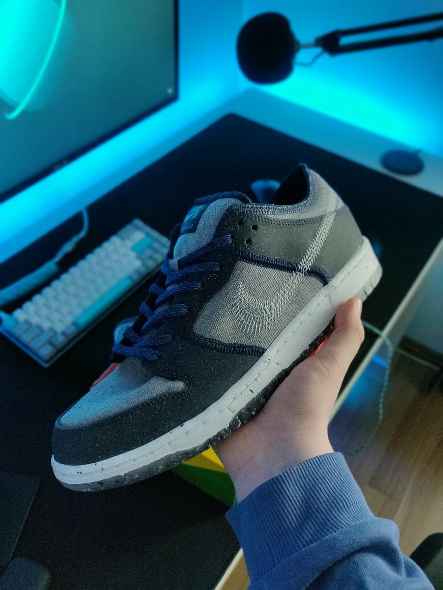 _emiln's tweet image. New personals 👟
Shoutout @FrzrBot for the easy W and @FCFSHelsinki for the info.