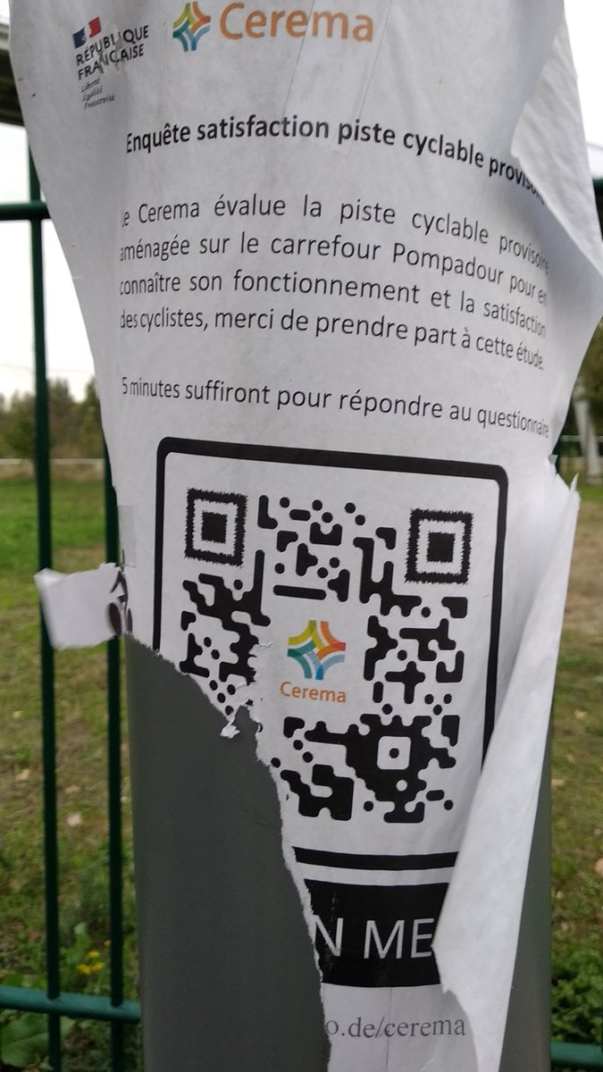 MartinePatron's tweet photo. #vélo @CeremaCom @Cerema_IngTer @Cerema_IdF J'ai vu au @RERD_SNCF #Créteil #Pompadour une affiche avec un code déchiré pour une #enquête sur l'usage des #coronapistes. #Plastifier aurait permis de faire durer le doc (#pluie) et participer :-( @MDB_94_VDM @sudestavenir @VeloIdF https://t.co/CFzBDwHTtI