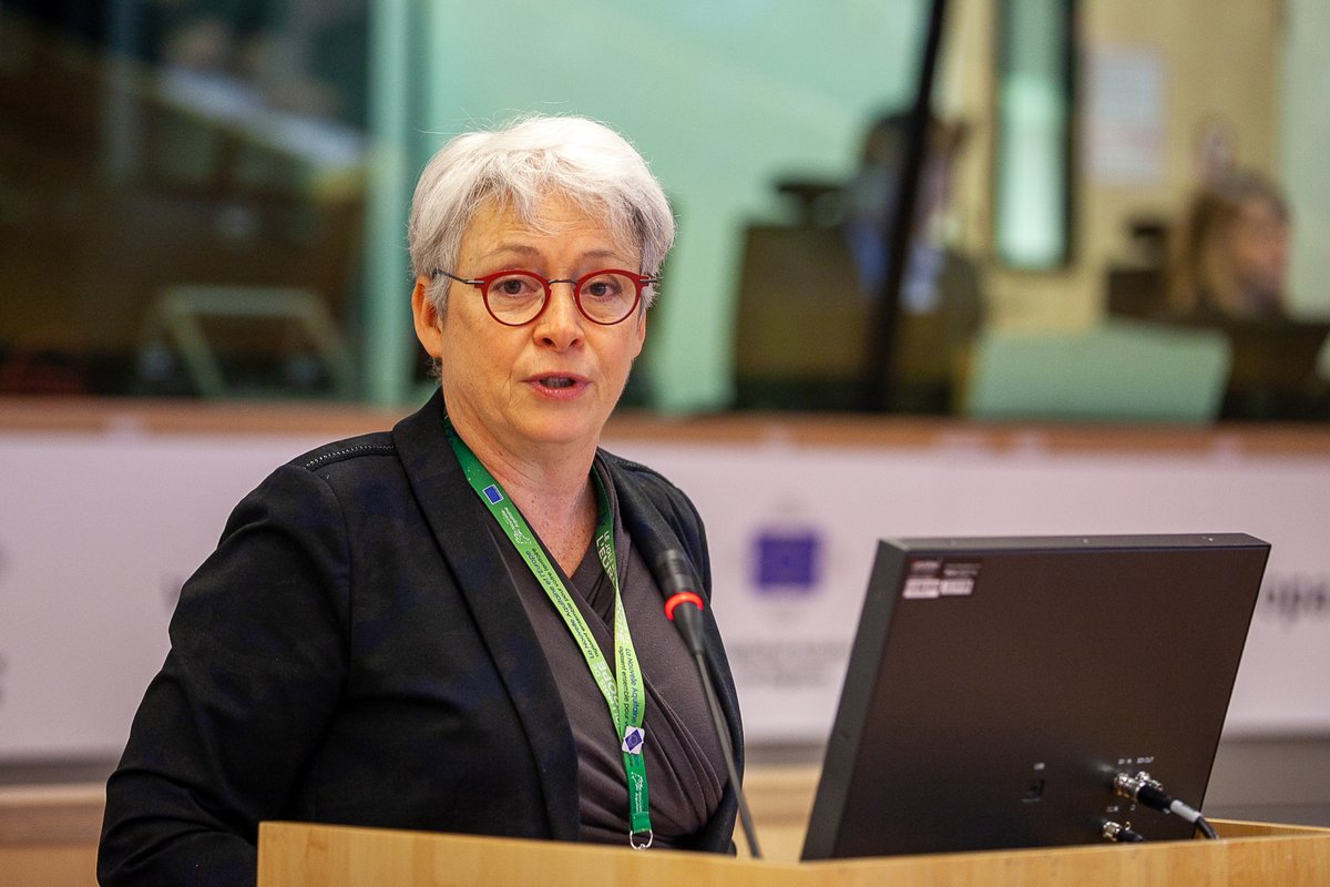 The <a href="/EU_CoR/">European Committee of the Regions</a> Working Group of the #EUGreenDeal is meeting today!
 
 To achieve its objectives, it is essential that cities and regions are involved in the design, implementation and monitoring of policies! ✊♻️🇪🇺
 
Read more 👉 pes.cor.europa.eu/european-green…