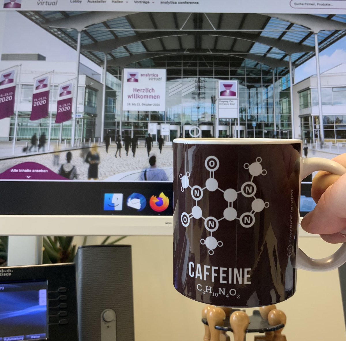 EngelhrC's tweet image. After the coffee break, Boris Mizaikoff kicks off our third and final DAAS session ⁦@analyticaFair⁩ #analytica2020 ⁦@GDCh_aktuell⁩ ⁦