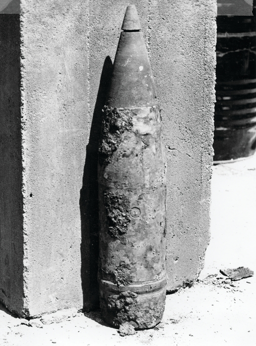 The production at Dyhernfurth was, by formula agreed in the original contract from 1939, divided up between Wehrmacht and Luftwaffe. 20% went to the Wehrmacht, mostly in the form of 105mm artillery shells. Some 150mm shells too. Pictured, German Tabun shell.