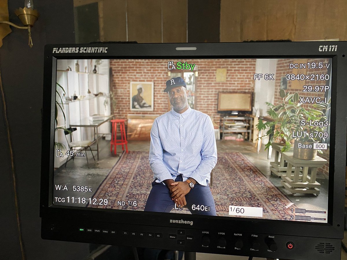 InneractProject's tweet photo. Mo is ready for his close-up...and to tell #AdobeMAX attendees how IP empowers folks from underrepresented communities through design. If you're registered for AdobeMax, check out his presentation at 12:00 noon Pacific today! #systemofchange #futureofdesign #BlackDesignTwitter https://t.co/qcoqrnUx07