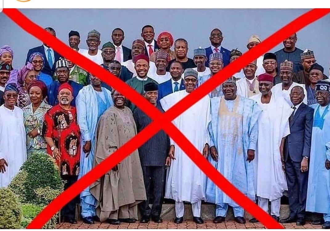 NGRPeaceProject's tweet image. Father lord we ask for your intervention in this country, Killing innocent protesters??? All we ever asked for was a better nigeria and you killed us!!!💔💔💔💔 I have been traumatised!