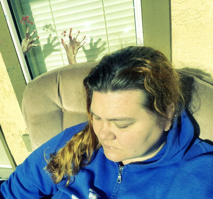 I know I don't look well, it's because I'm not, BUT I don't mind sharing that with you. Just posting<a href="/tag/bbw"class="tags"><span>#bbw</span></a><a href="/tag/homeless"class="tags"><span>#homeless</span></a><a href="/tag/misadventuresoflark"class="tags"><span>#misadventuresoflark</span></a>