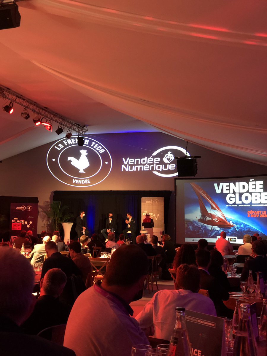 CrochardV's tweet photo. La soirée se poursuit au village du #VendeeGlobe ⛵️au restaurant des Alizés avec une intervention de @a_leboeuf et Jean-Baptiste PONDEVY 💻 @LaFrenchTech @Vendeenumerique @VendeeFrTech @Externatic @UrienA https://t.co/Tt4xfsquOo