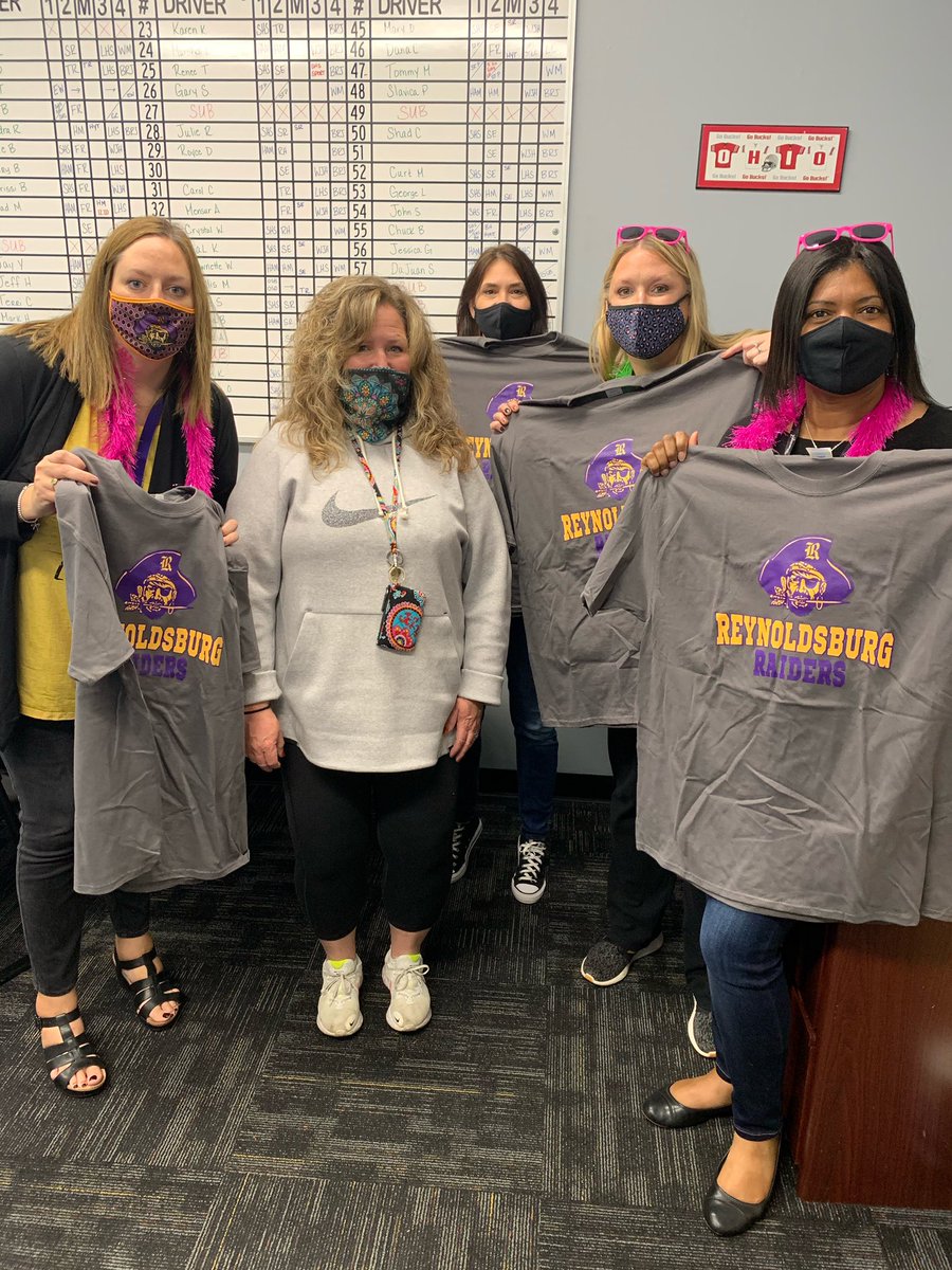 ReynSchools's tweet photo. Checking out our Business Center and The Livingston House courtesy of @ReyParksandRec! #PrincipalPartners #ReynProud https://t.co/5UyKj6dvm0