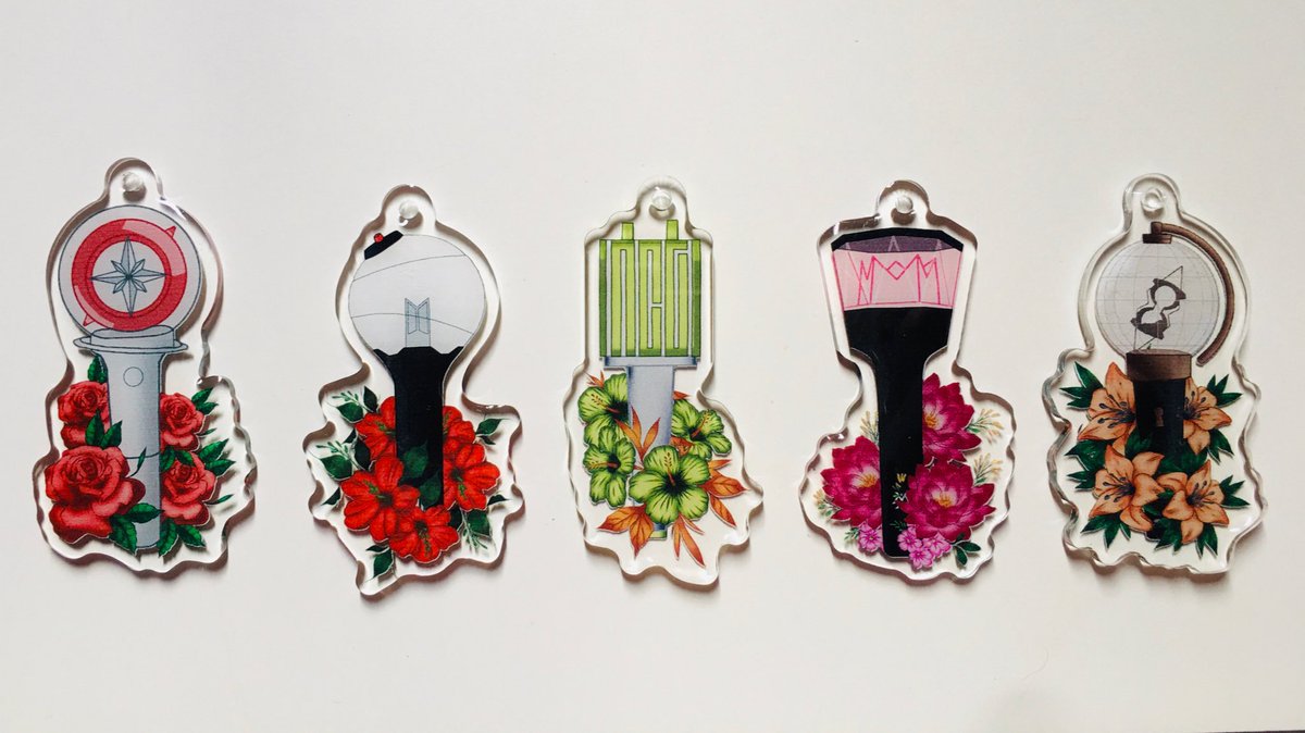 Horizon_Kstore's tweet image. É chaveiros que você quer @? Então olha aqui 🤩🤩 e vamos de montar os kits e enviar... Mais tarde libero os que vão ser vendidos a pronta entrega.