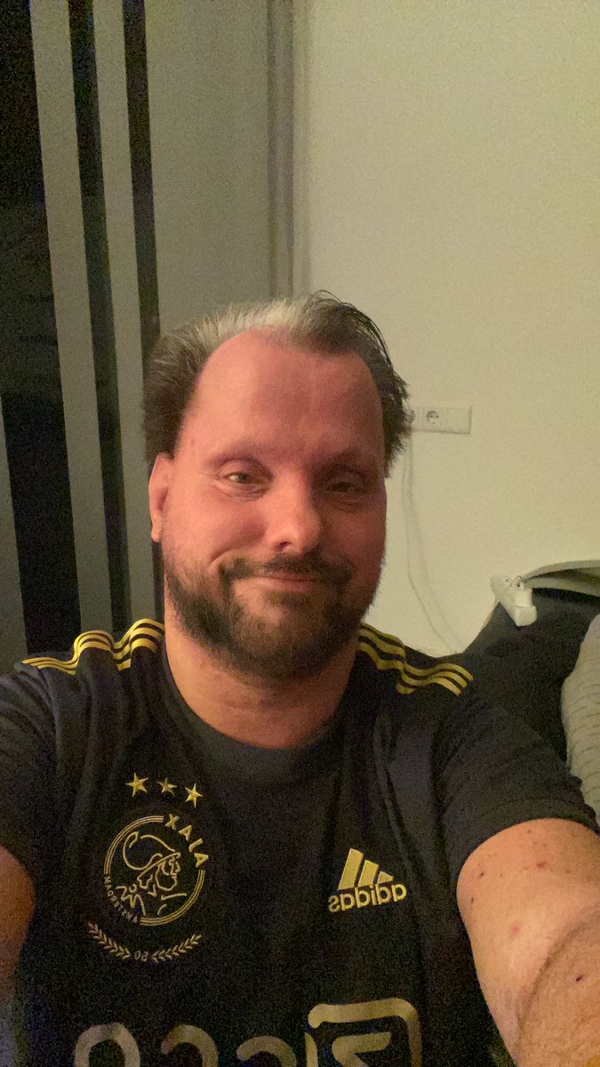 Guppie19833's tweet photo. #LETSGO!! 💪🏻❌❌❌ #diamands on the way to #Brilliant #Ajax #ajaliv https://t.co/1fsveqCyWd