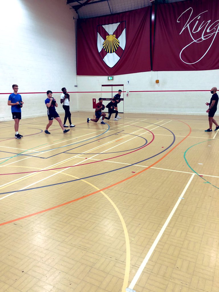 KingsRochSport's tweet photo. It was great to welcome in so many of our Senior School Sport Scholars from across the school to continue with their Athletic Development today. Under the watchful eye of @MikeMelfordPPT and Mr Levett.

🔵⚪️⚫️

#Functionality
#RPAW https://t.co/svWBhCOhMy