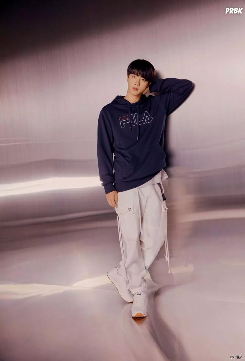 ᴮᵗˢ ᶦˢ ᵐʸ ʷᵒʳˡᵈ » ☁️🎏💗 on Twitter: "[📸] Fotos: BTS x FILA. — BTS en su sesión para la colección de ropa deportiva de FILA [2] #TheSong #Dynamite #PCAs @