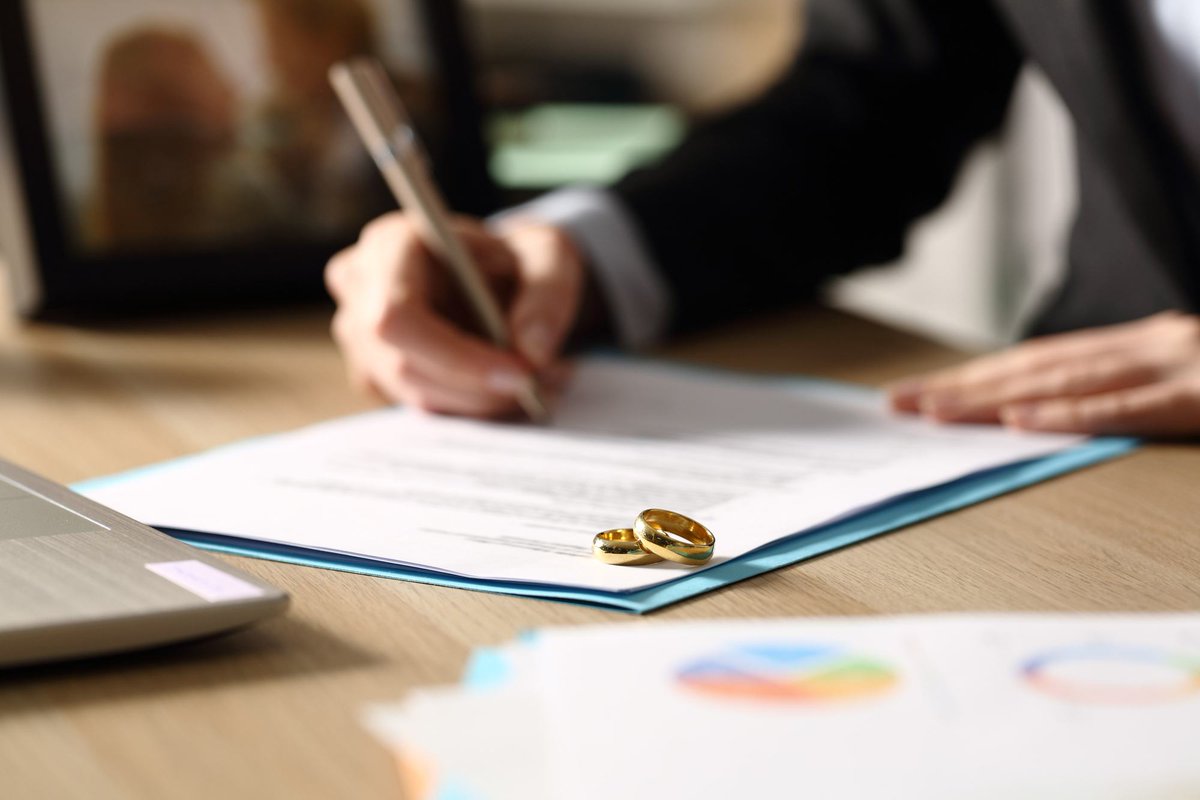 On The #Blog: We discuss the top five things you should know before starting the divorce process. #divorce #divorcepreparation  
epsteinlawyers.com/5-things-you-n…