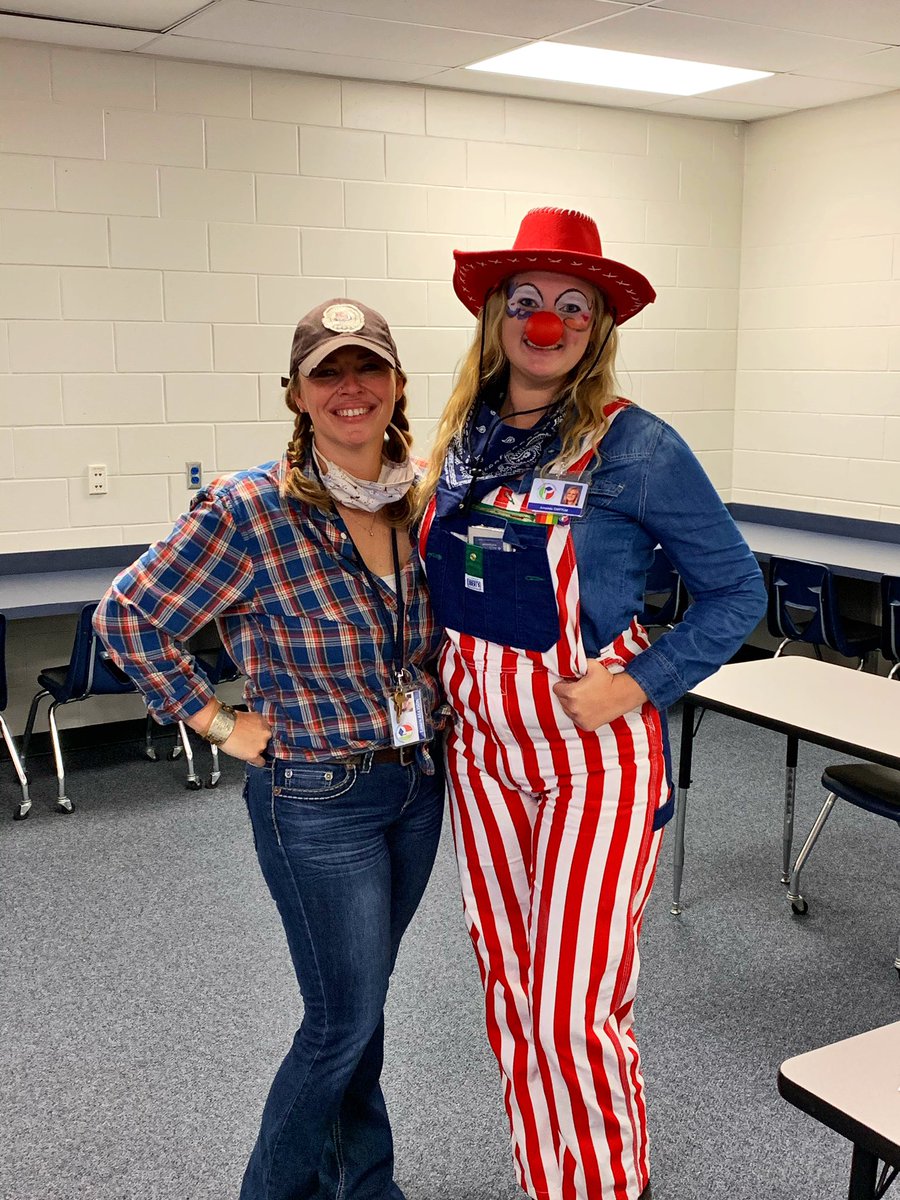 AncloteSharks's tweet photo. Western Day in full swing today!
#Hocoweek2020 https://t.co/vEQCmygmEf