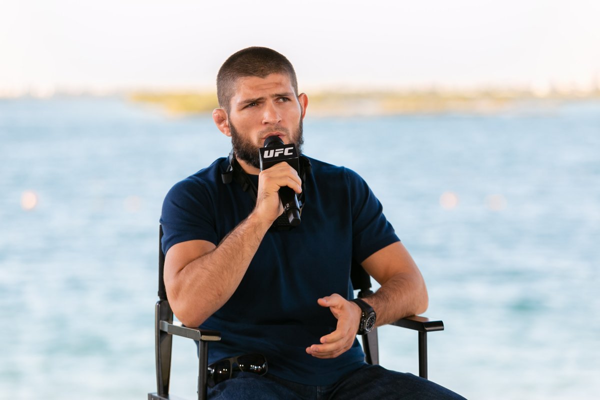Dana White on Khabib Nurmagomedov: 'Khabib is one of the biggest stars in all of sports, not just the #UFC.'
Threw out some interesting stats pre-press con:
- Khabib videos = 222m views
- 100m+ views this year on Khabib content on Facebook alone
- #UFC254 = 23bn impressions https://t.co/B7eZdhkmCM