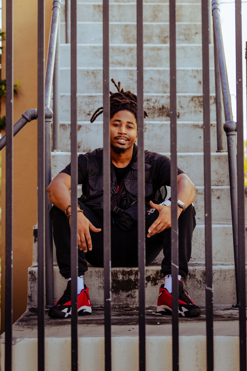 quietstormarc's tweet photo. New music coming
โข
โข
๐ธ by @jaredm_BG
#ideasarebulletproof #lyricsoffury #quietstormarc #marclee #dadecounty https://t.co/JDwe2yQ4iQ