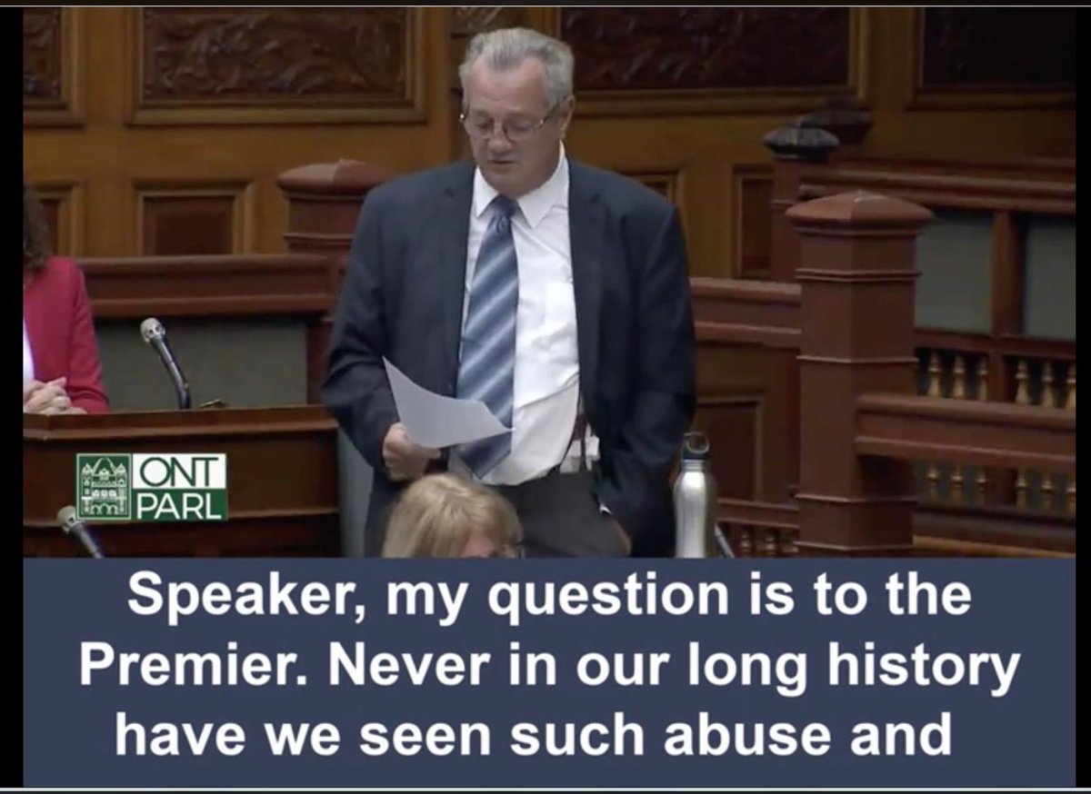 DebraClaridge's tweet photo. 'I'll be testing this law at 10.30 tormorrow morning. We'll be social but won't be masked. If the Premier believes his laws are valid and not just scare tatics, he can throw the book at me tomorrow have Toronto
By-Law Police come and charge me'. #Canada #GoRandy https://t.co/V8x1WmVYxt