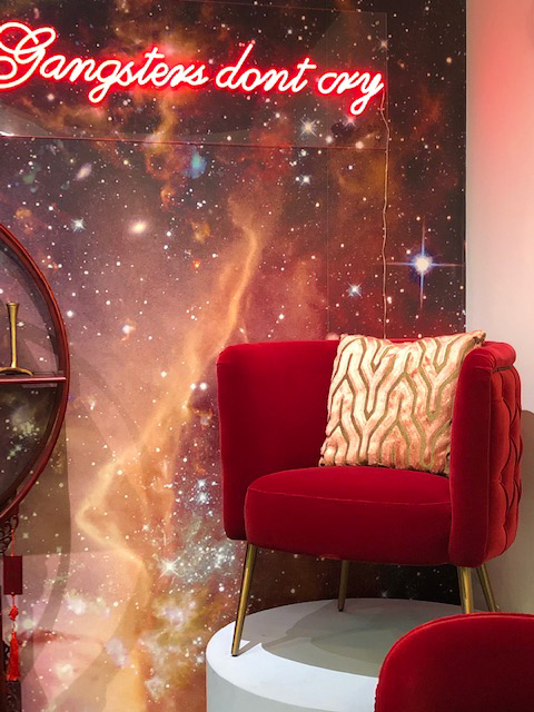 FLDesignMag's tweet photo. #hpmkt2020 - Florida Design brings you some highlights from our in-person visit to the High Point Fall Market.  @LeeIndustries  #BoldMonkey @BakerFurniture  @HubbardtonForge https://t.co/D9wVG4elLn