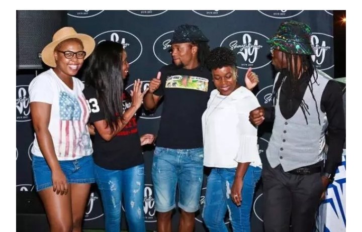 azania1023 tweet picture