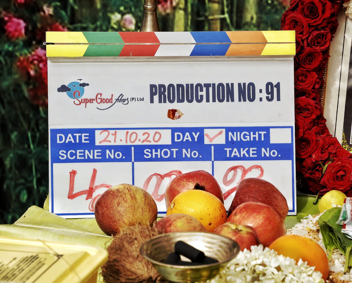 Actor @JiivaOfficial will be doing the lead in @SuperGoodFilms_ Production no.91, directed by debut filmmaker #SanthoshRajan a former assistant to director Sasi. The shooting commenced from today with a Pooja.
#ProductionNo91 @SuperGoodFilms_ @DoneChannel1 https://t.co/kQQdbIVIxu
