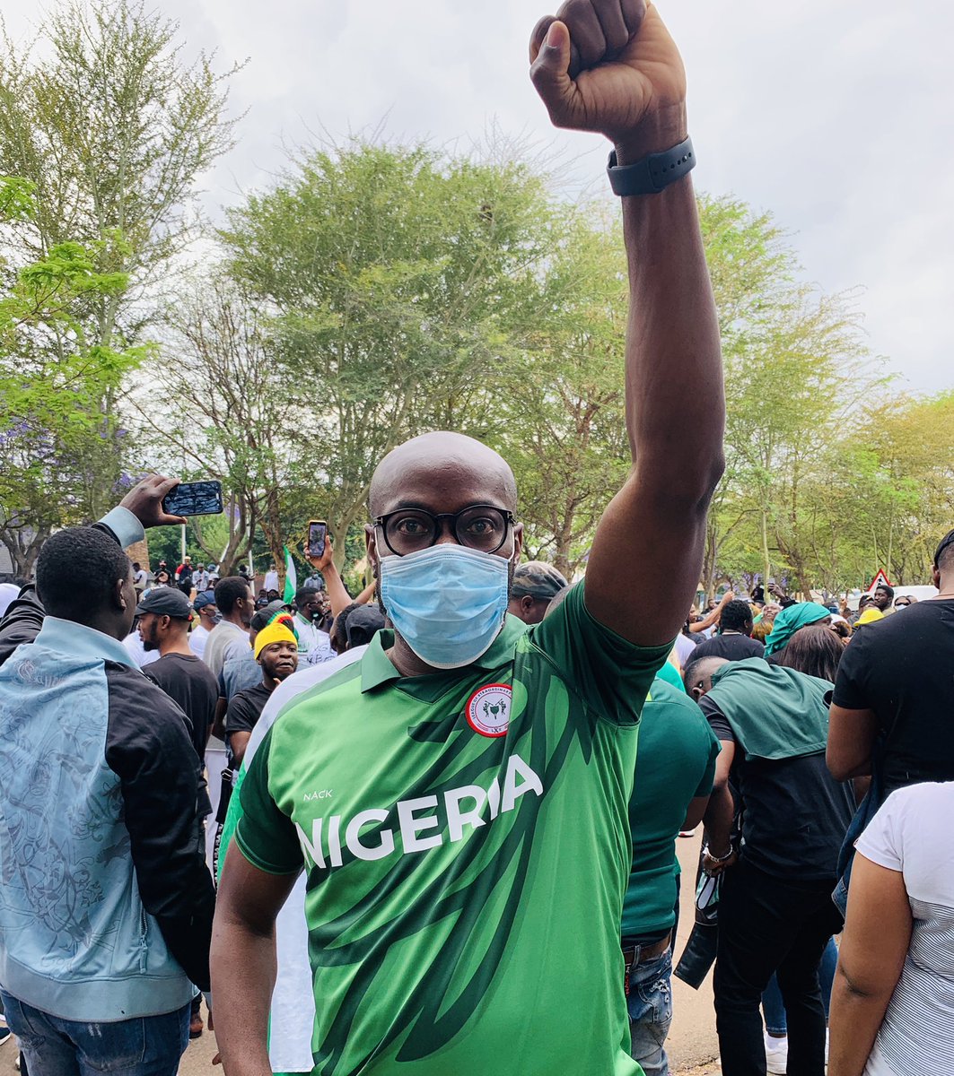 We Moooooveeeee!!! #EndSars #ReformNigeriaNow