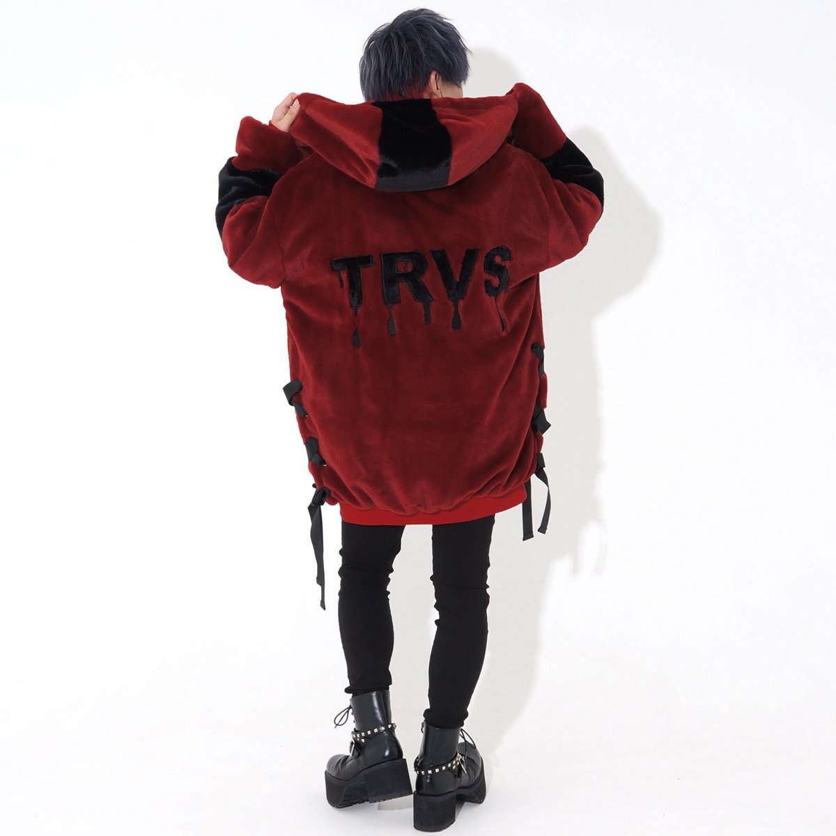 TRAVAS TOKYO NEW ARRIVAL 背中にどろどろ垂れロゴ。 今季一推し 