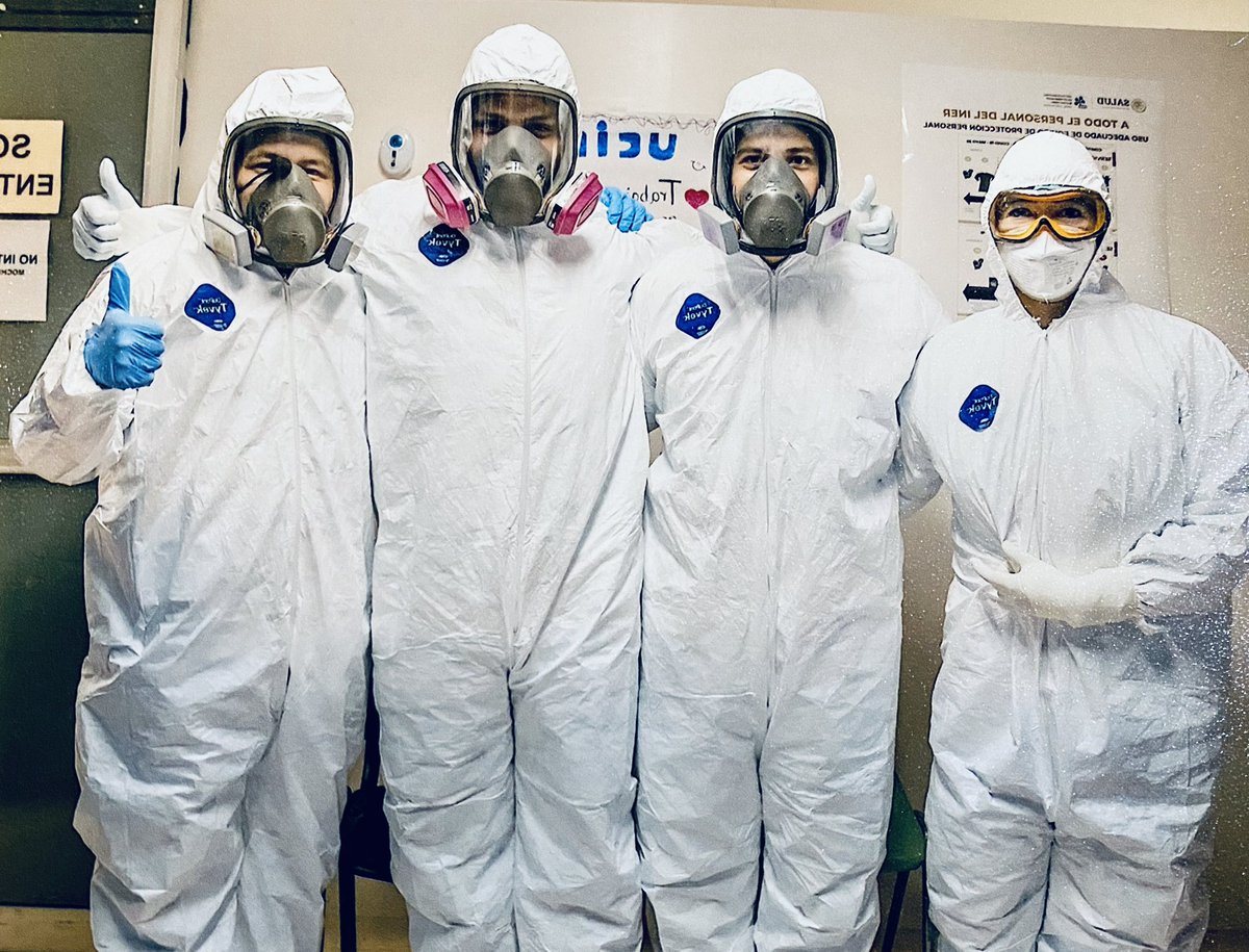 fb valezka tweet media