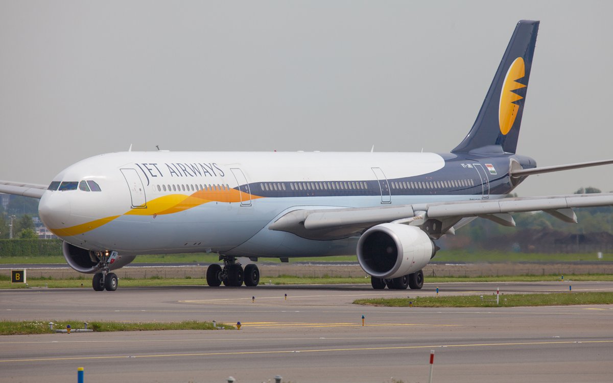 Failliet Jet Airways moet binnen zes maanden weer vliegen https://t.co/WFjV280FGp https://t.co/NYcyNEQHTc