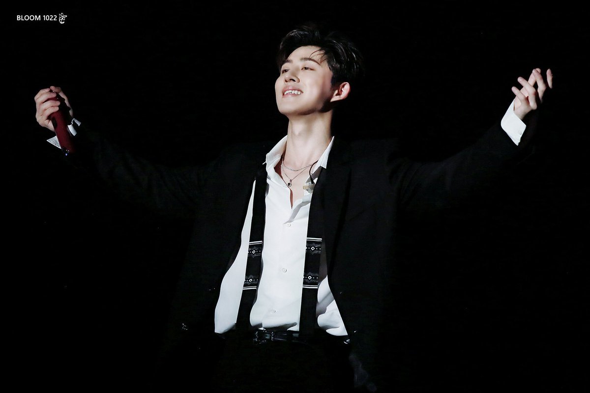 hanbinpost's tweet image. happy birthday to one of the most impressive artists and purest hearted people i've had the pleasure of loving, kim hanbin! thank you for the music, the smiles, tears and everything in between, love you always ❤️

#SoloistHanbinBirthday
#원앤온리_김한빈_생일축하해