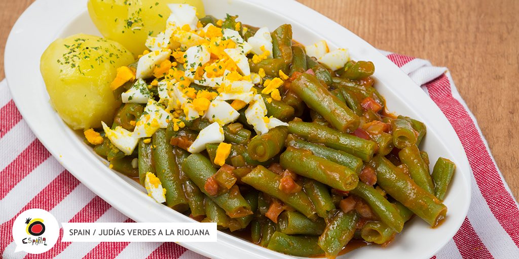 Green beans cannot be missing in this  #thread of vegetable dishes. If you make them a la Rioja, we are sure that you will convince the most select palates. Write down the recipe!   https://bit.ly/3lRRX6W  #SpainAwaitsYou  #SpainGastro