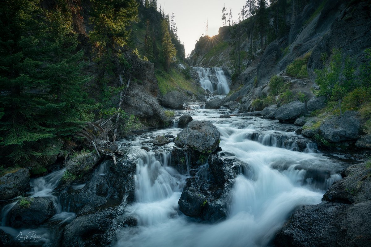 GPPhotos's tweet photo. Mystic Meandering || Yellowstone - The sun sets behind the canyon wall at Mystic Falls along the Little Firehole River in Yellowstone National Park west of Biscuit Basin August 2020 

https://t.co/hsR4IvSh6O https://t.co/EXRLZNT28J