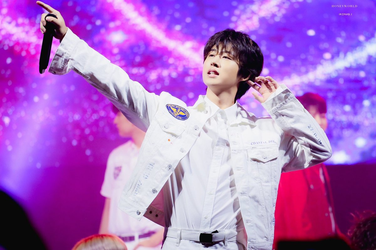 hanbinpost's tweet image. happy birthday to one of the most impressive artists and purest hearted people i've had the pleasure of loving, kim hanbin! thank you for the music, the smiles, tears and everything in between, love you always ❤️

#SoloistHanbinBirthday
#원앤온리_김한빈_생일축하해