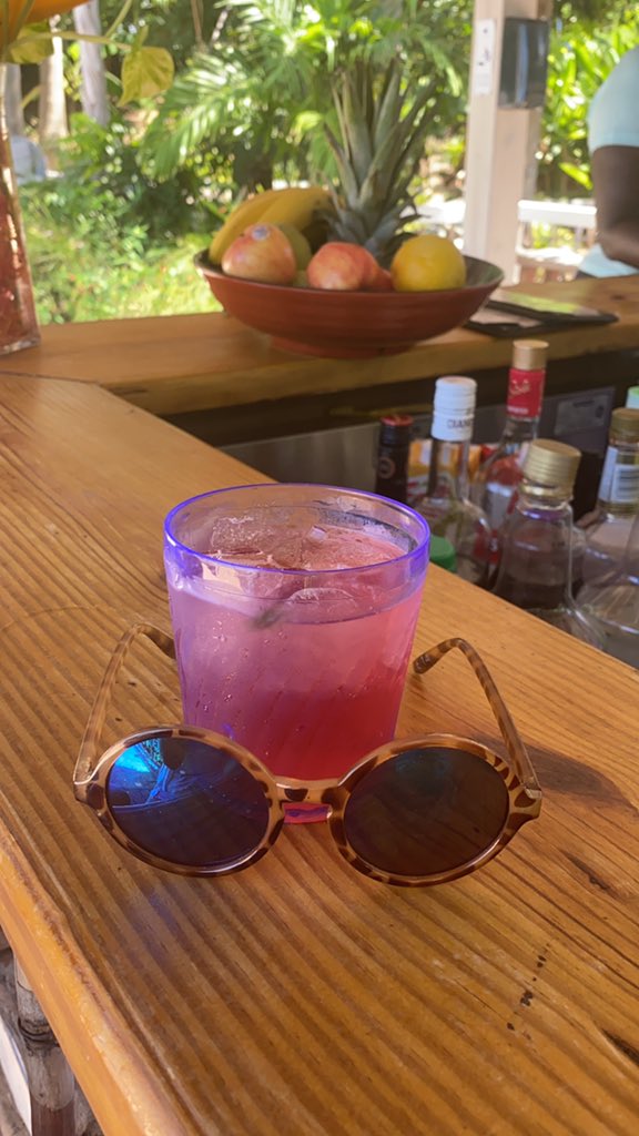 namitaparekh's tweet photo. So, it stands. Drinking at 10am on a holiday is perfectly alright! We arrived at this decision after limited discussion @vedantthakur https://t.co/CY0a3ylZEo