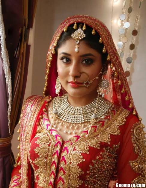 @TeamKritikaK @Kritika_Kamra #KritikaBDayActivity @TeamKritikaK @Kritika_Kamra ❤️ #BridalAttire