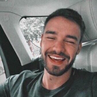 ronaztarrahi's tweet image. ما لیاقت لیامو‌ نداریم🥺 #StreamLP1