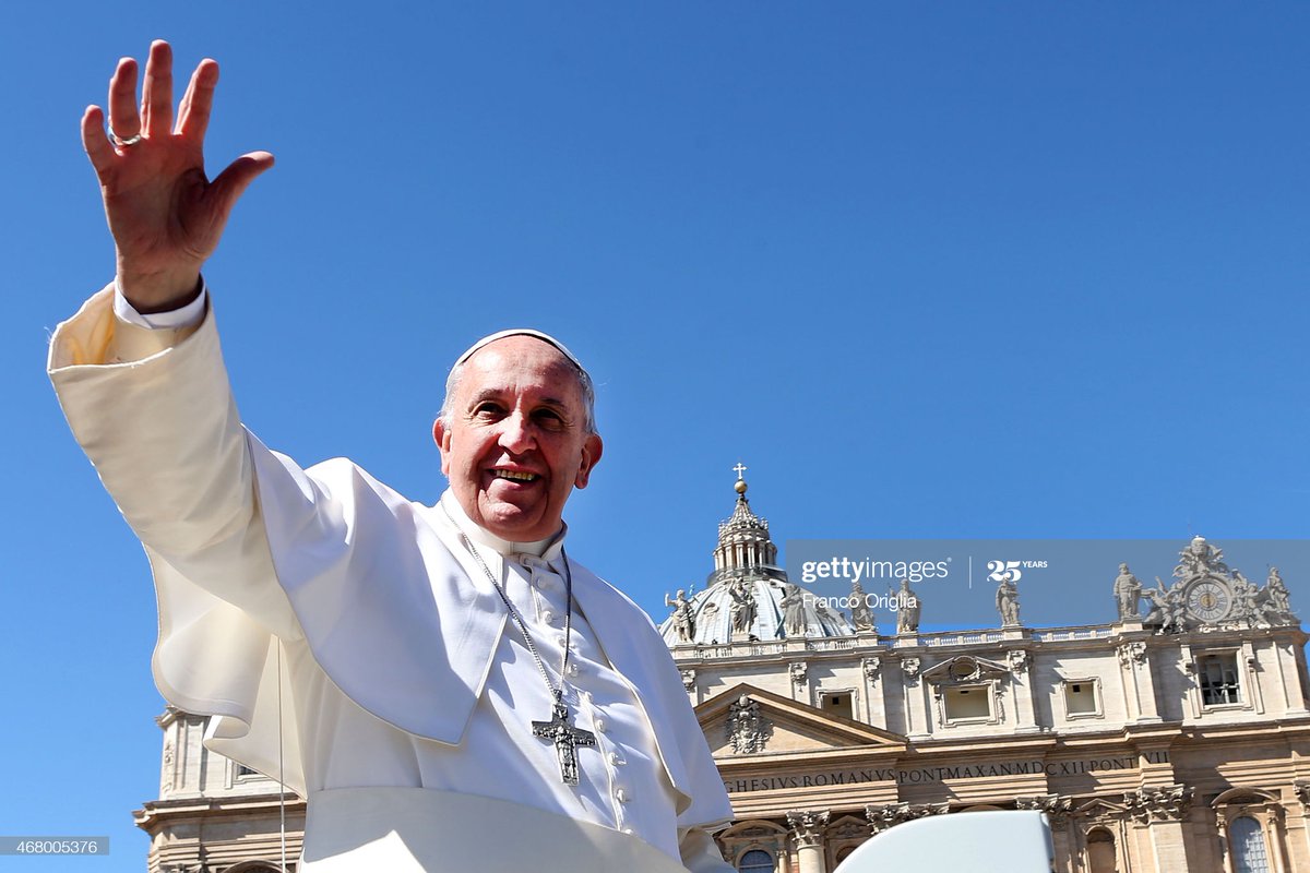 Sumwitter's tweet photo. Pope Francis supports same sex civil union. 👍 https://t.co/b1KabcqF0T