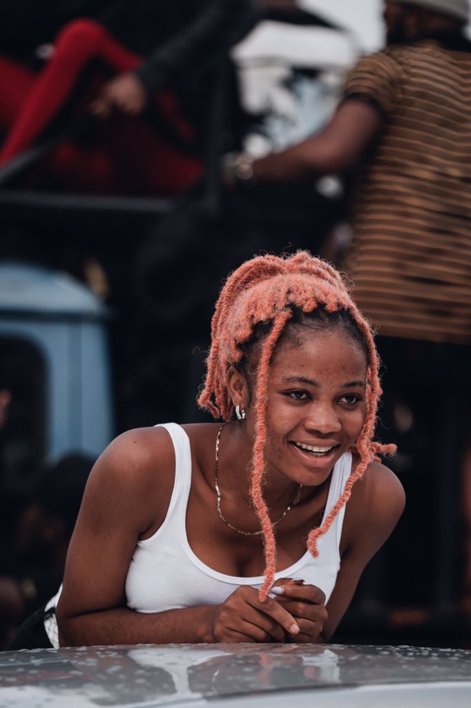 frvnklin's tweet image. The Nigerian Government declared war on these folks. These kids? These ones???
💔💔💔
#endsars
#LekkiMassacre 
#LekkiGenocide 
#EndPoliceBrutalityinNigeraNOW 
#EndBadGoveranceInNigeria