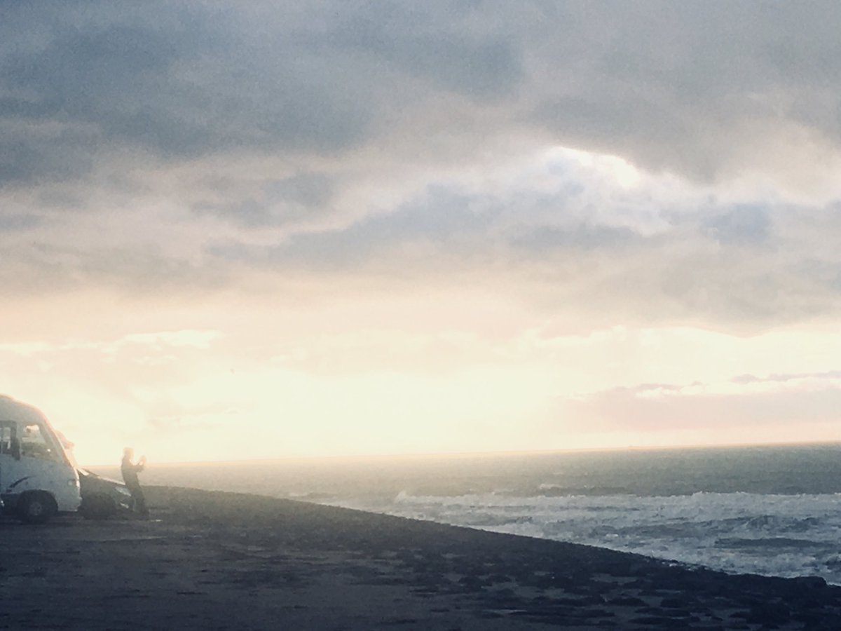 Windsurfers at the beach in our local tribes the campus in Zeeland #lifeByDesign #Westkapelle https://t.co/hIKuebsfZU