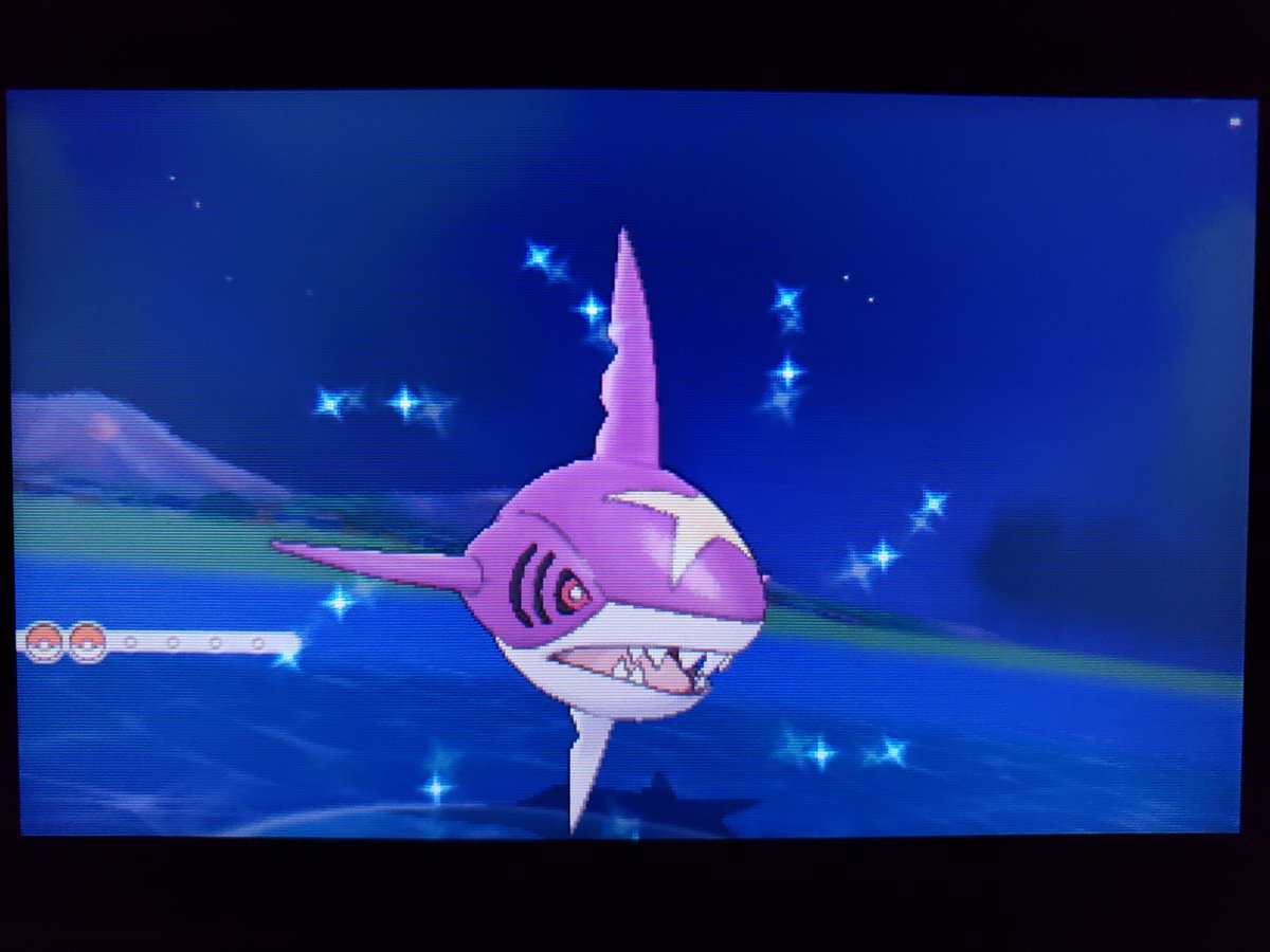 羅想 趣味垢 バトルリゾート産の色違いサメハダー出ました 4世代で色ラティオスが出たのに Orasで色違いが出ないのがおかしかったので予想通りすぐ来てくれて良かったです この子は波乗り用として愛用します 専用グラフィックがあって速度が速く