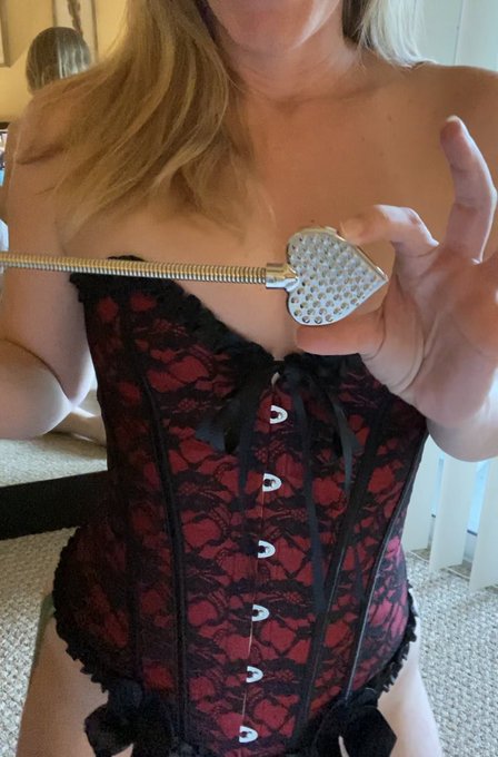A little #selfspanking this morning with my new #metalcrop! I&rsquo;m not great at it, so somebody please come<a href="/tag/selfspanking"class="tags">#selfspanking</a><a href="/tag/bdsm"class="tags"><span>#bdsm</span></a><a href="/tag/corset"class="tags"><span>#corset</span></a><a href="/tag/submissive"class="tags"><span>#submissive</span></a><a href="/tag/painslut"class="tags"><span>#painslut</span></a><a href="/tag/spankme"class="tags"><span>#spankme</span></a><a href="/tag/masochist"class="tags"><span>#masochist</span></a>